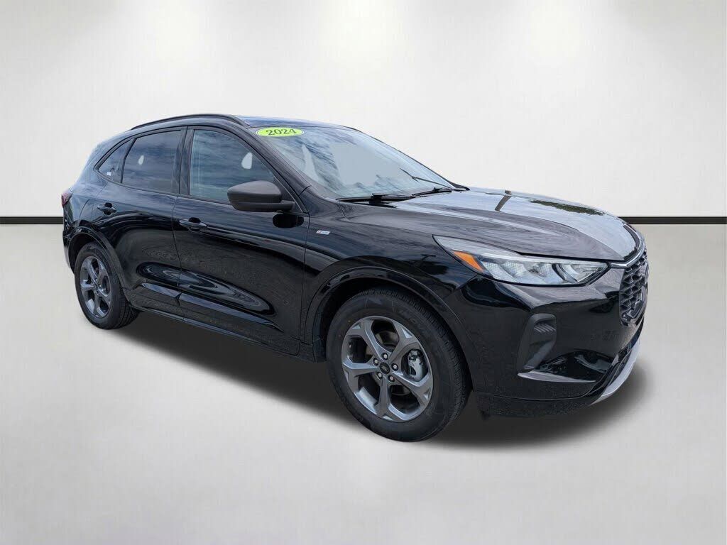 2024 FORD Escape