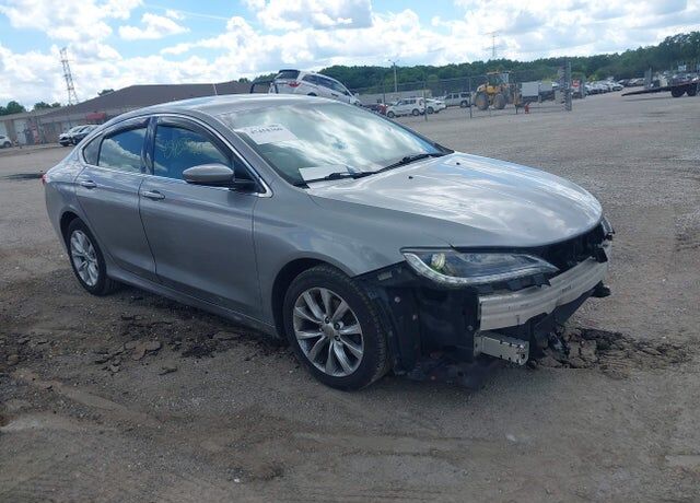 2015 CHRYSLER 200