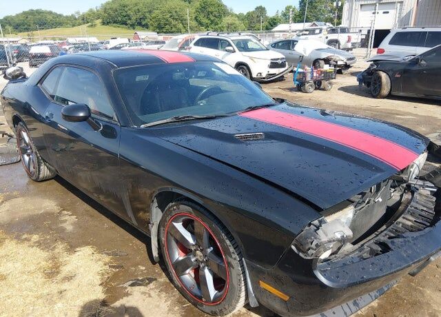 2013 DODGE Challenger