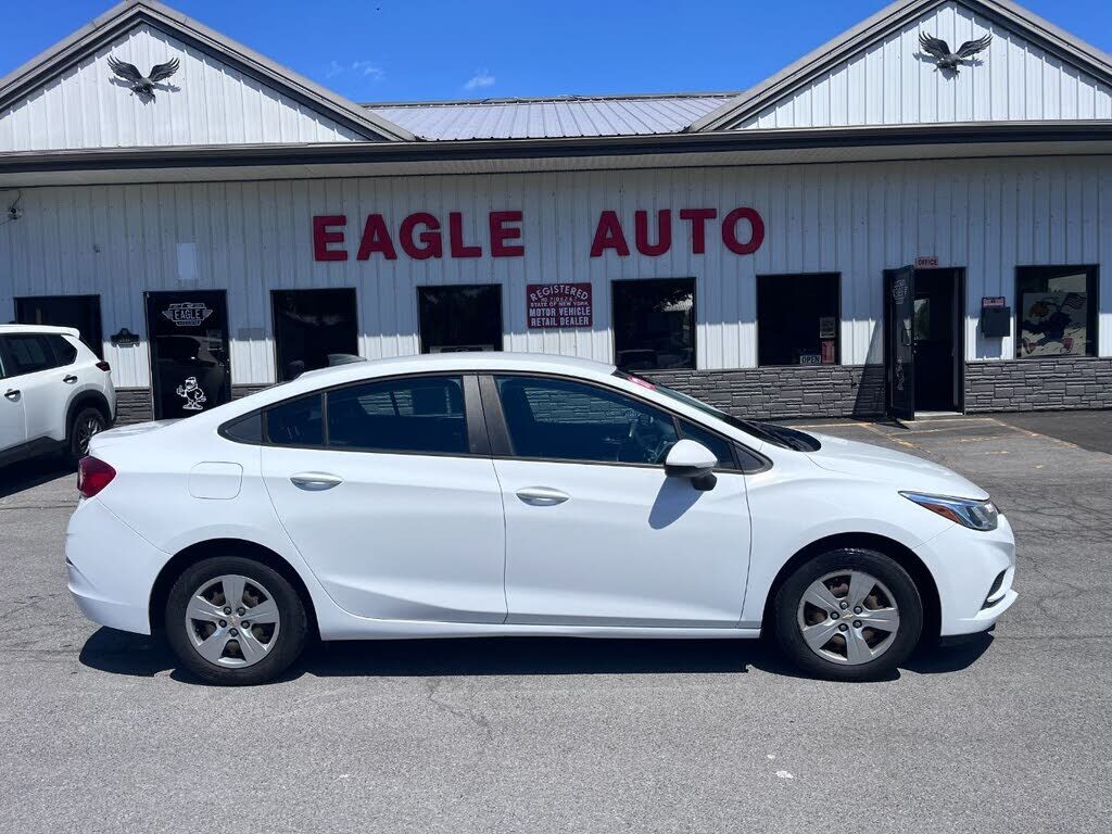 2017 CHEVROLET Cruze