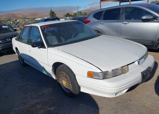 1996 OLDSMOBILE Cutlass Supreme