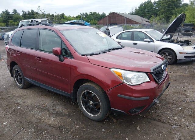 2015 SUBARU Forester