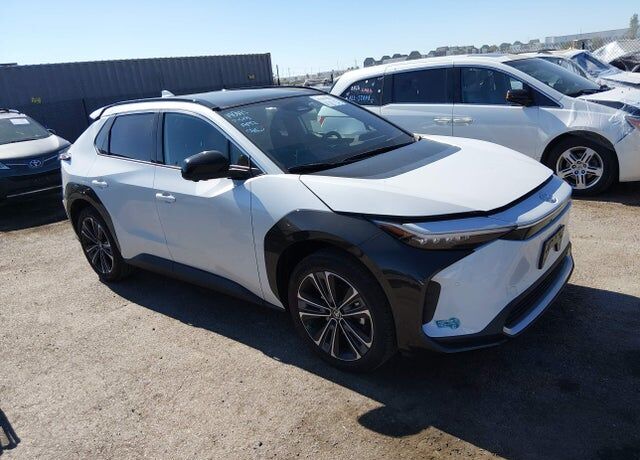 2025 TOYOTA bZ4X