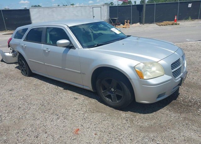 2006 DODGE Magnum