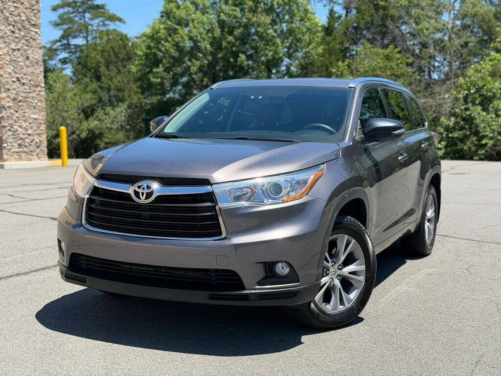 2015 TOYOTA Highlander