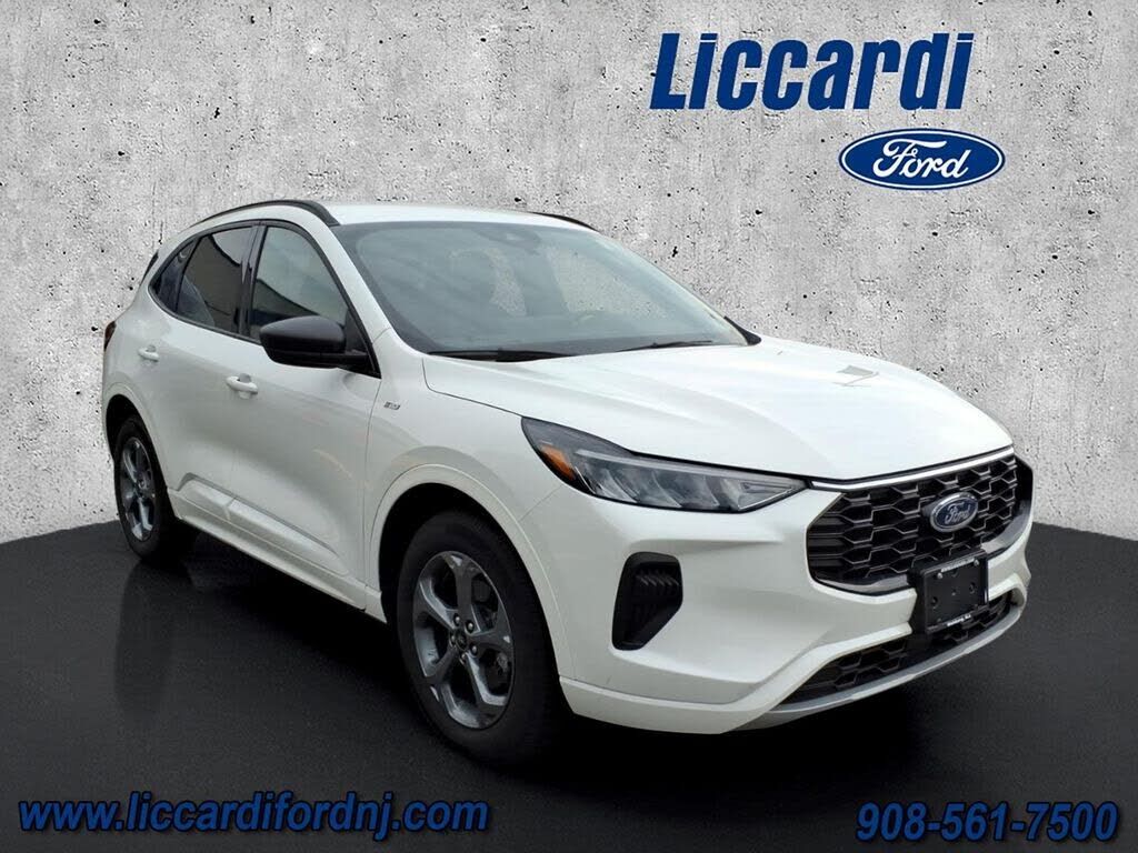 2023 FORD Escape