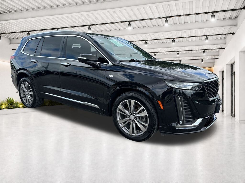 2021 CADILLAC XT6