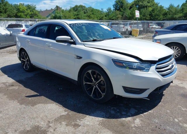2016 FORD Taurus