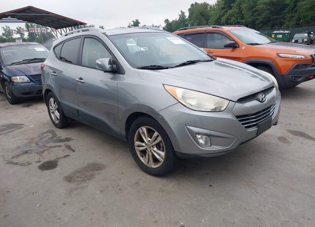 2013 HYUNDAI Tucson
