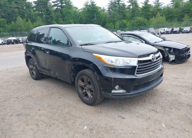 2016 TOYOTA Highlander