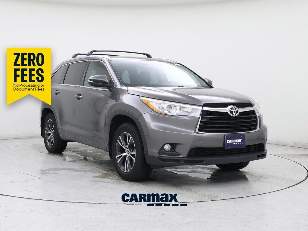 2016 TOYOTA Highlander