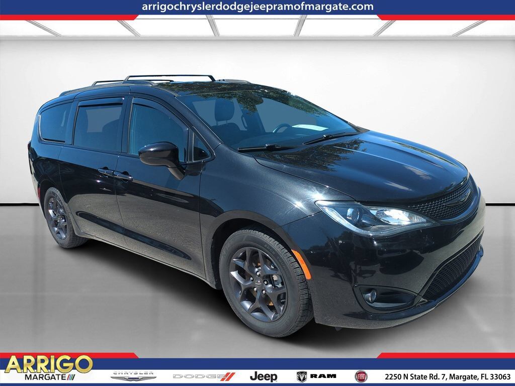 2020 CHRYSLER Pacifica
