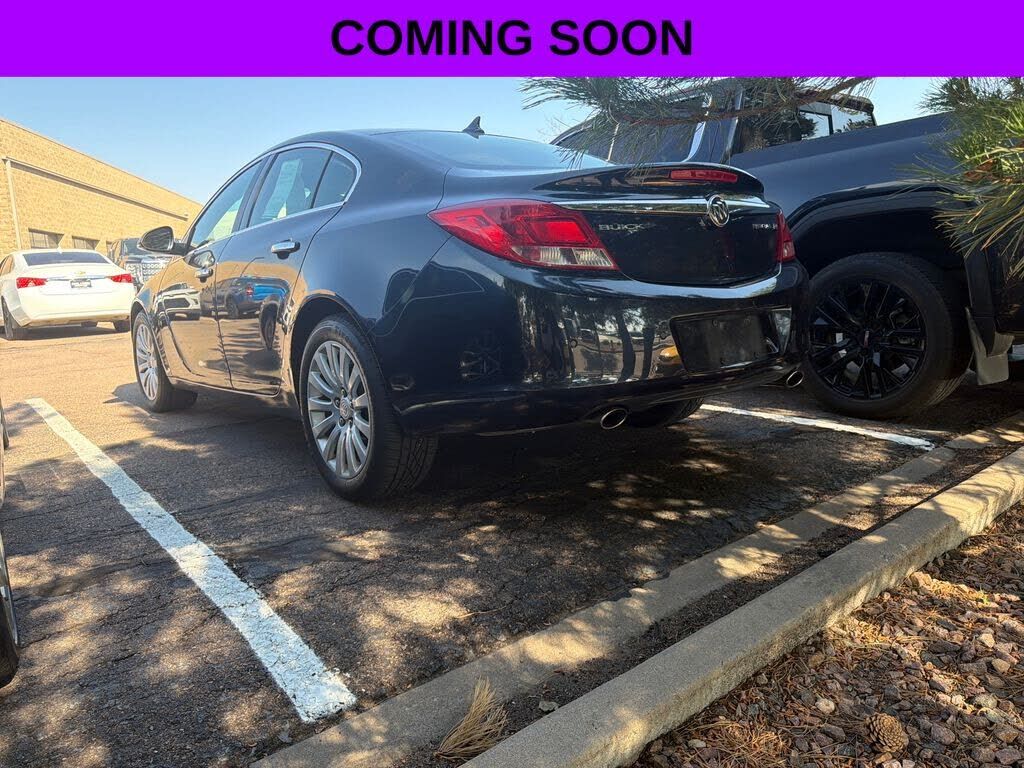 2013 BUICK Regal