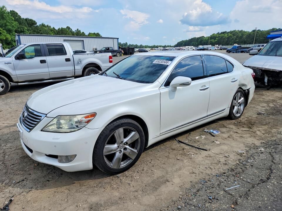 2011 LEXUS LS