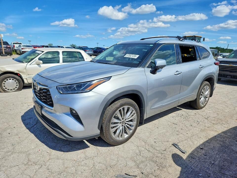 2023 TOYOTA Highlander