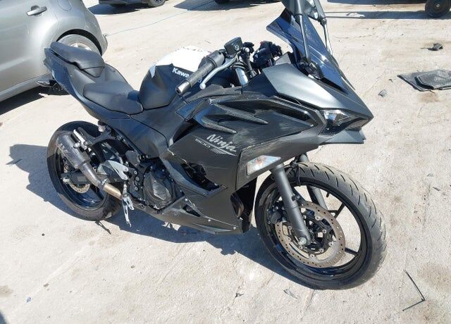 2026 KAWASAKI Ninja