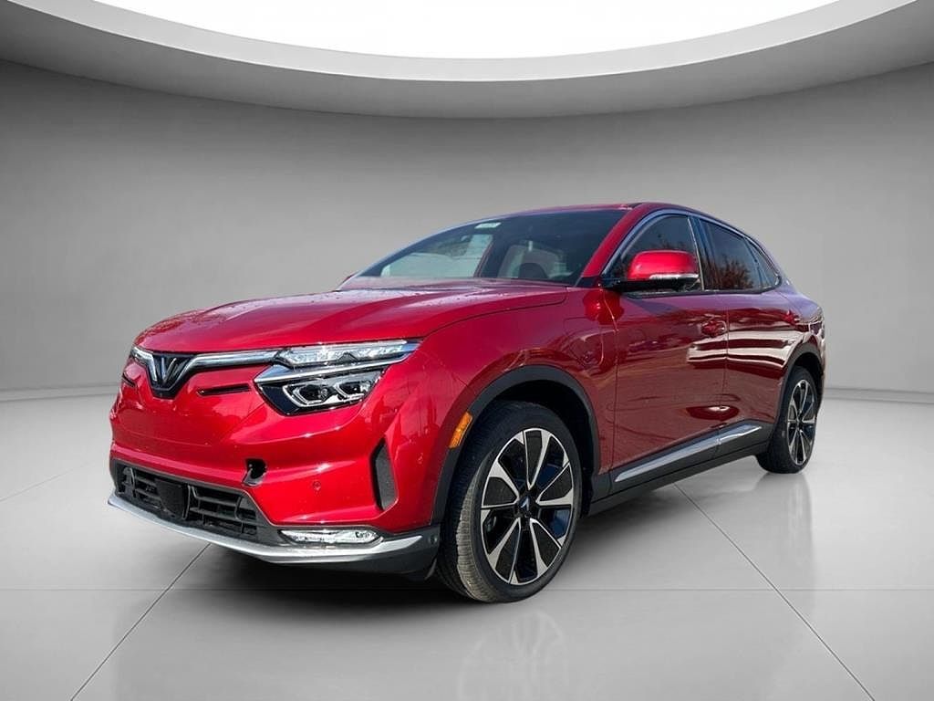 2024 VINFAST VF 8