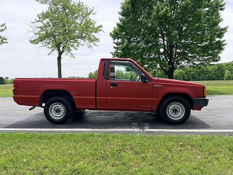1990 MITSUBISHI Mighty Max