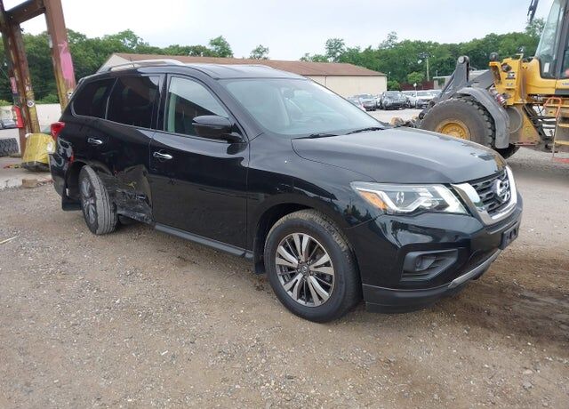 2018 NISSAN Pathfinder