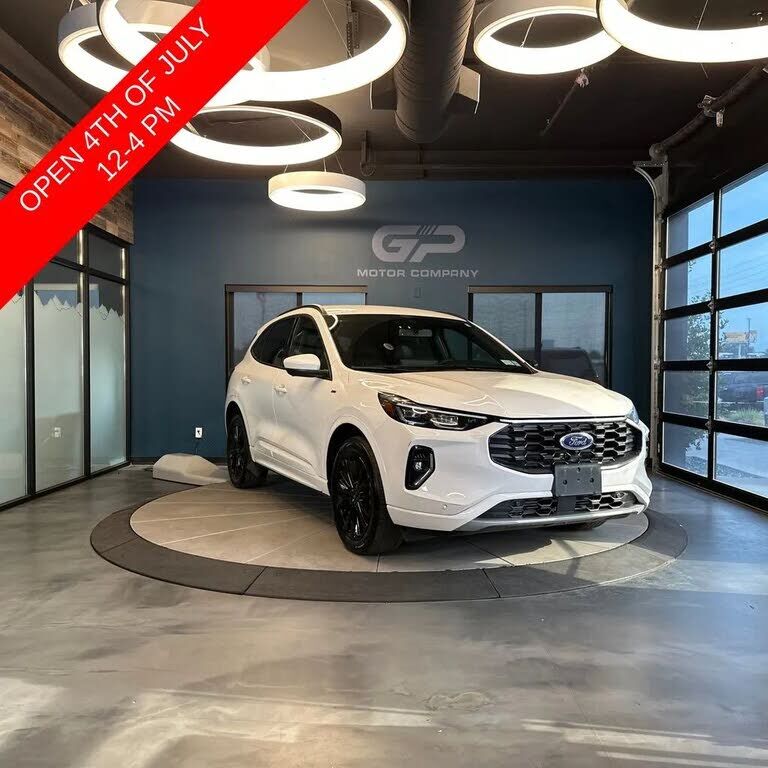 2023 FORD Escape