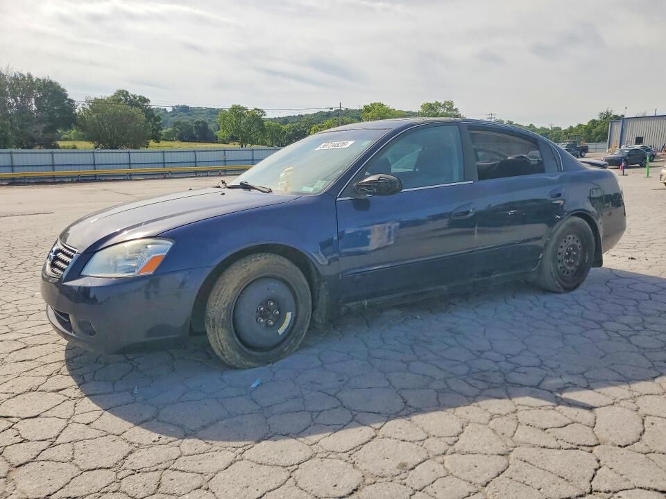 2005 NISSAN Altima