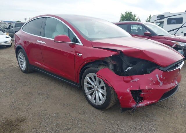 2017 TESLA Model X