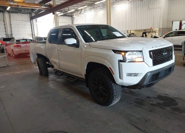 2022 NISSAN Frontier