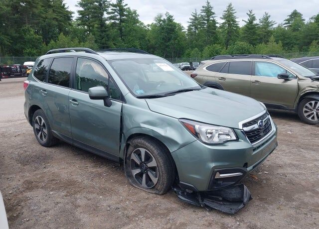 2018 SUBARU Forester