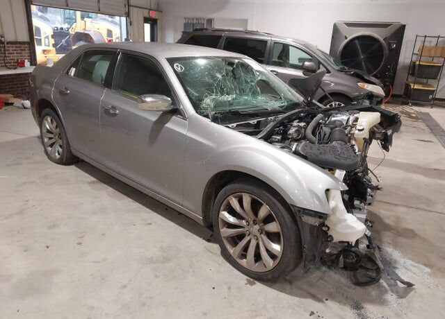 2018 CHRYSLER 300