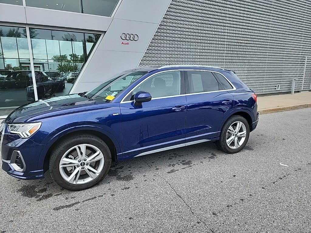 2023 Audi Q3