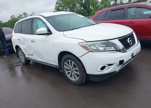 2016 NISSAN Pathfinder