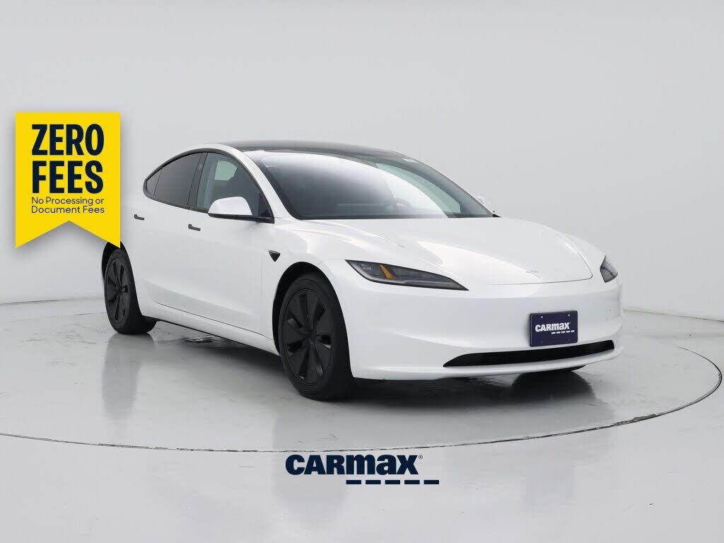 2025 TESLA Model 3