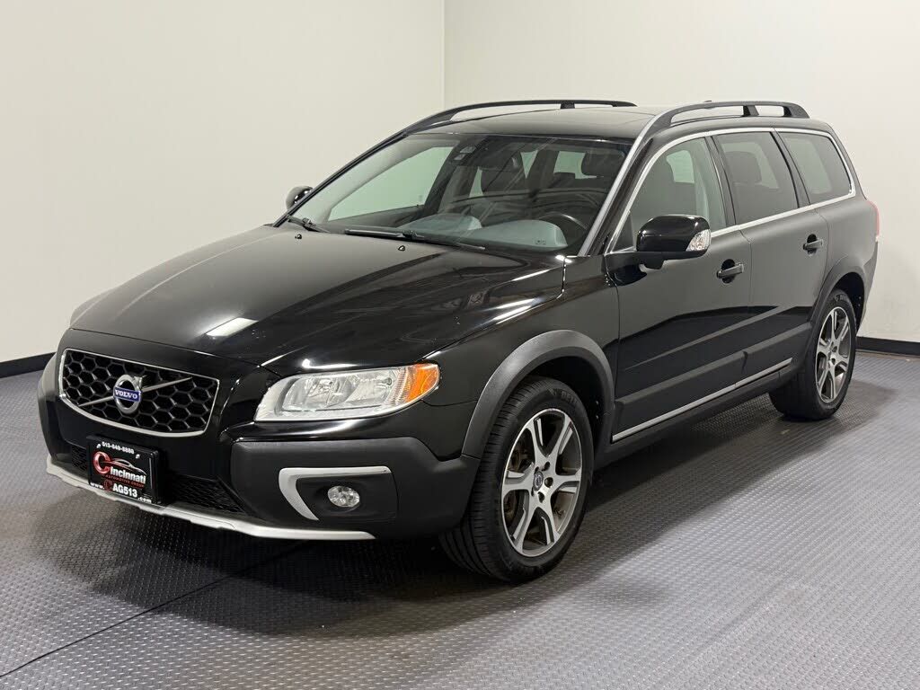 2014 VOLVO XC70