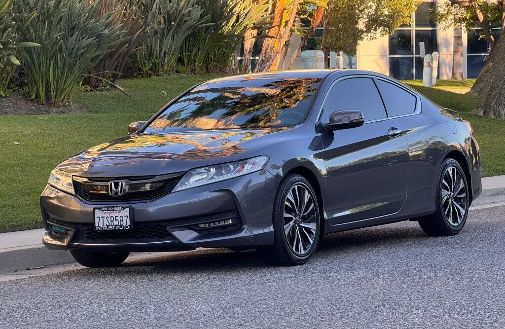 2016 HONDA Accord