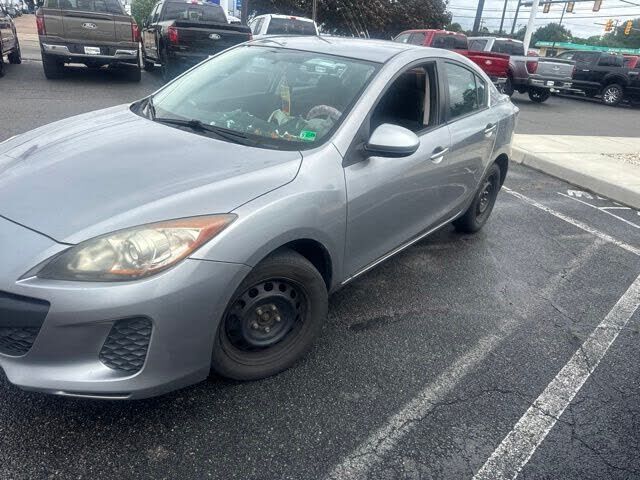 2013 MAZDA Mazda3