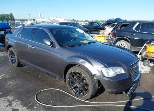 2020 CHRYSLER 300