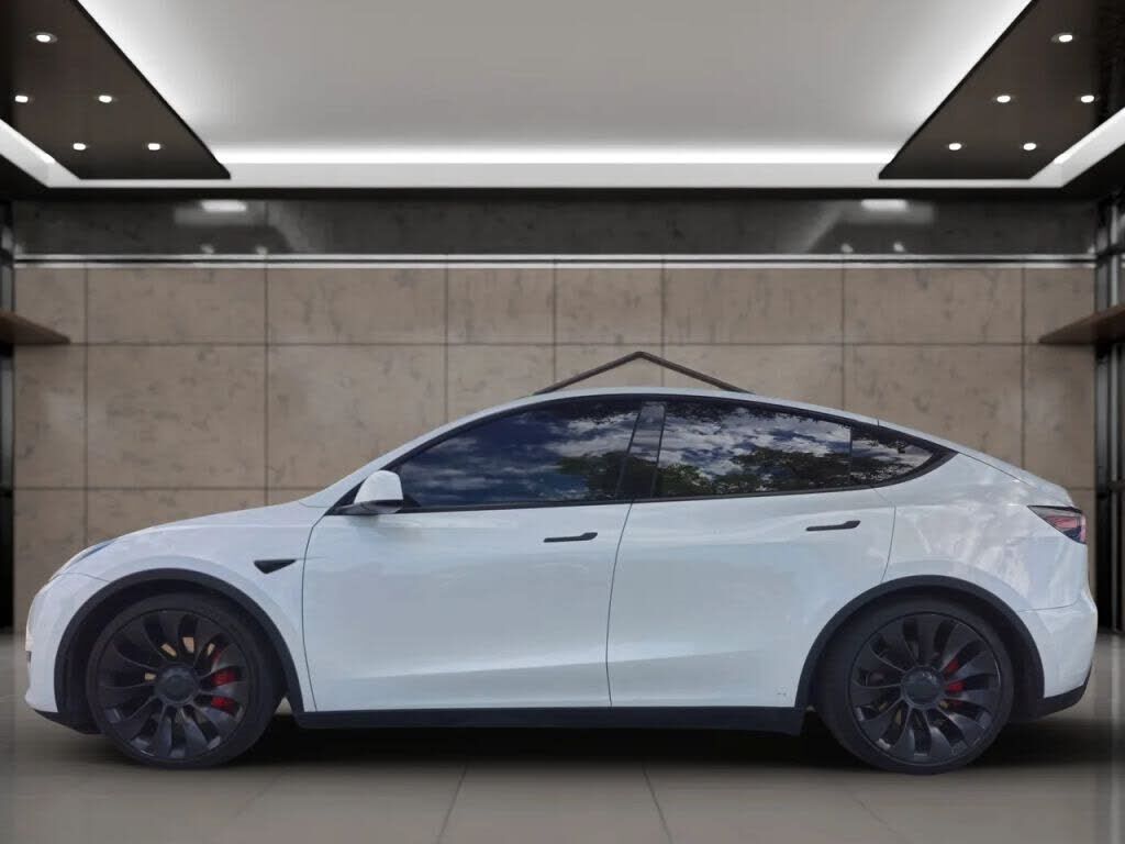 2020 TESLA Model Y