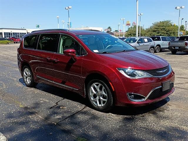 2020 CHRYSLER Pacifica
