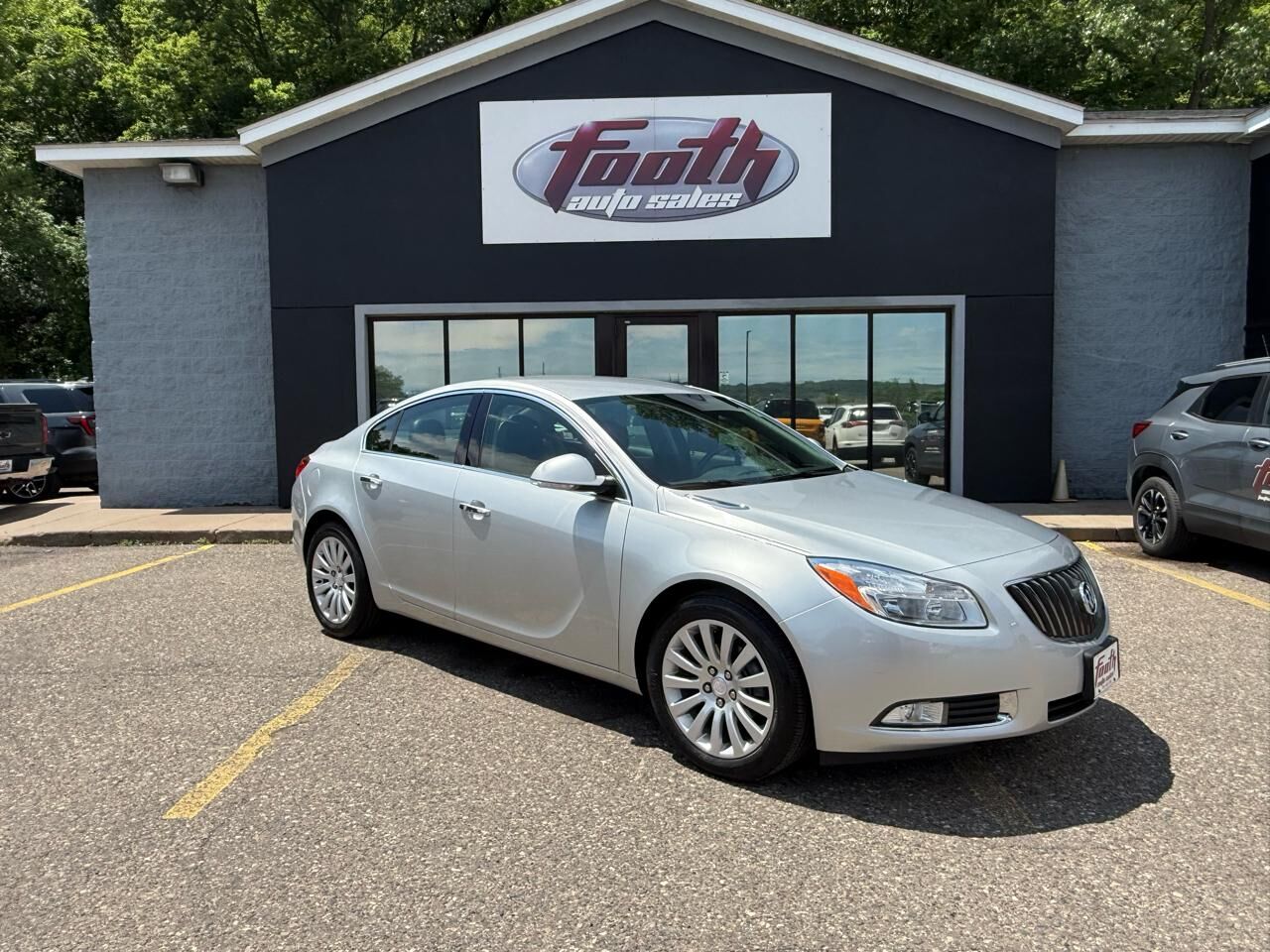 2012 BUICK Regal
