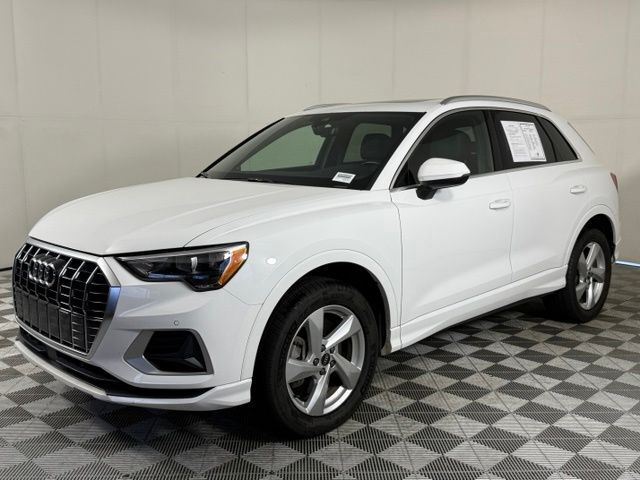 2022 Audi Q3