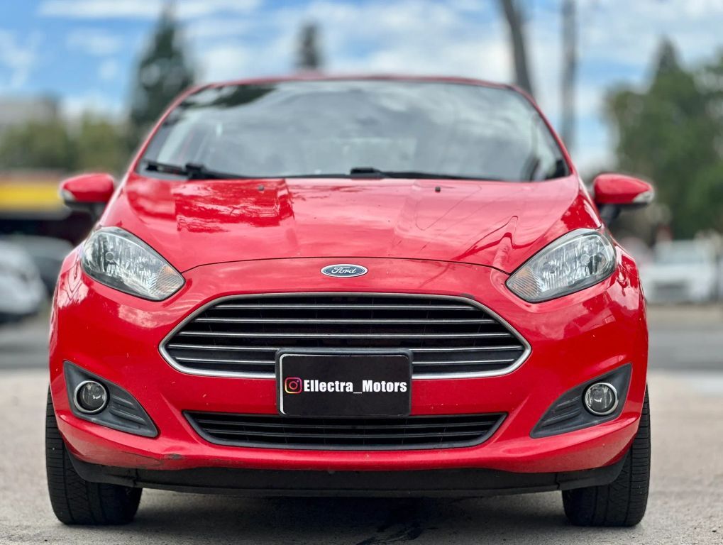 2014 FORD Fiesta