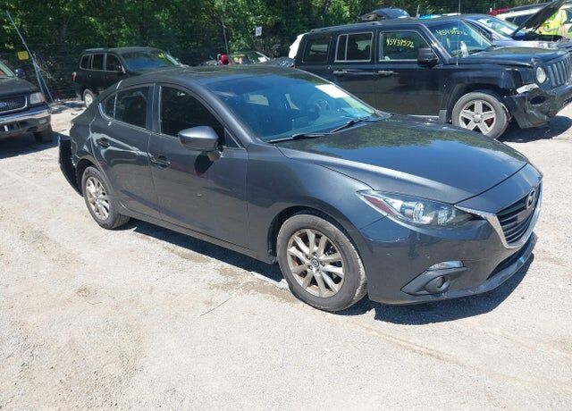 2016 MAZDA Mazda3