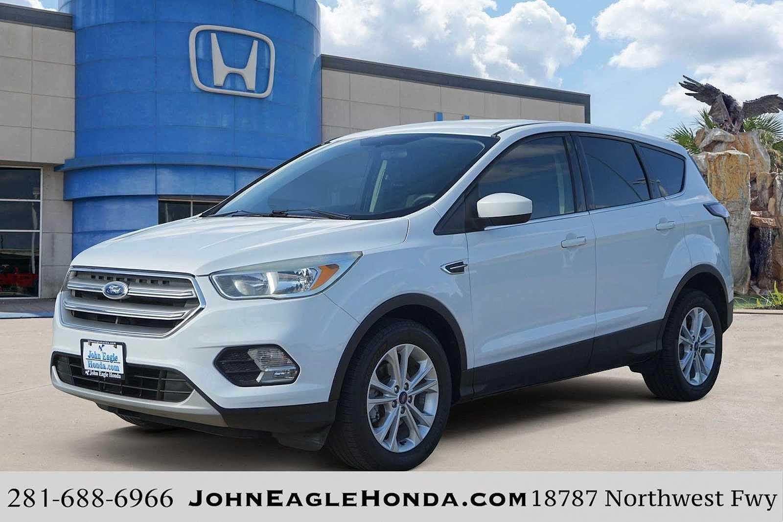 2017 FORD Escape