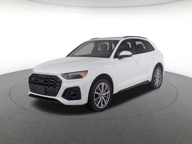 2024 AUDI Q5 e