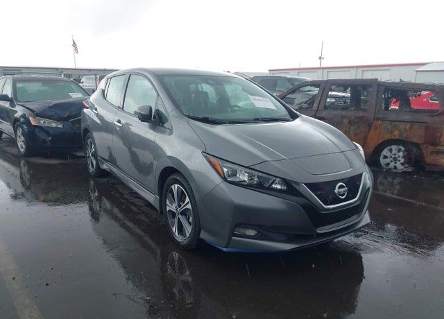 2022 NISSAN Leaf