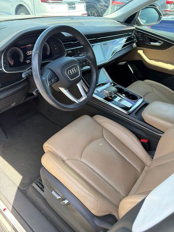 2023 Audi Q8