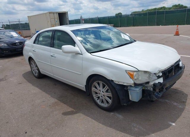 2009 TOYOTA Avalon