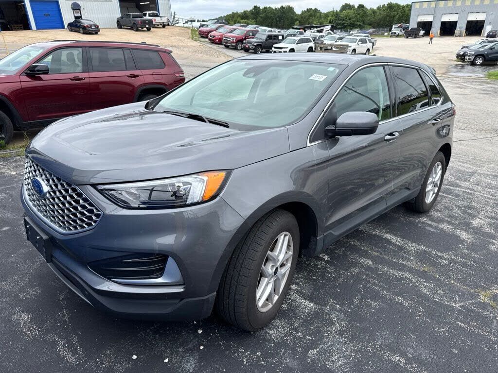 2024 FORD Edge