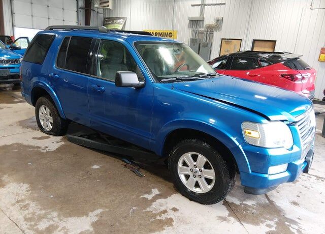 2010 FORD Explorer