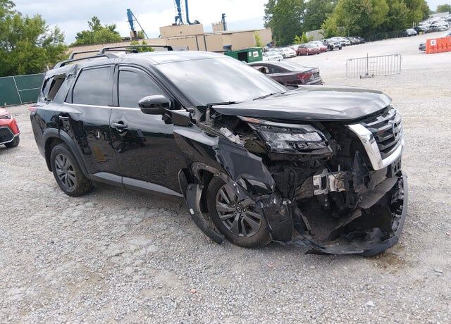 2023 NISSAN Pathfinder